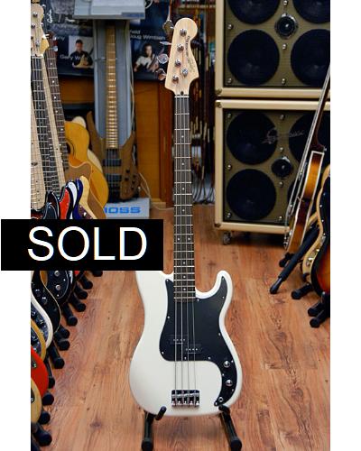 Squier Vintage Modified Precision Bass